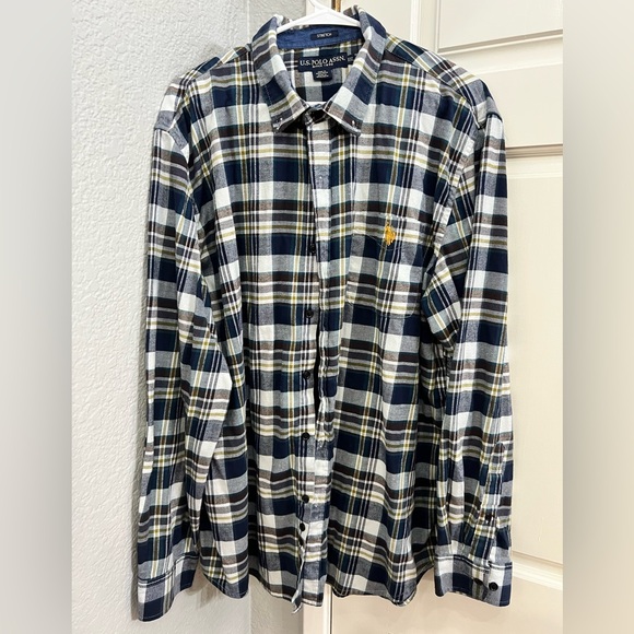 U.S. Polo Association flannel shirt - Picture 1 of 3